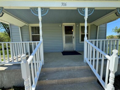 306 N Elm St, Dixon, MO 65459 - photo 7