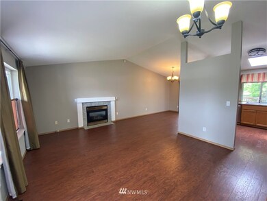 603 Callendar St NW, Orting, WA 98360 - photo 5