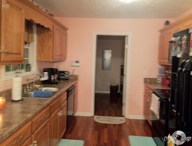 All appliances stay with this home!