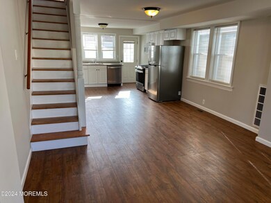 17 Stanton Place, Avon-By-the-sea, NJ 07717 - photo 2
