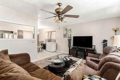 Interior-00020