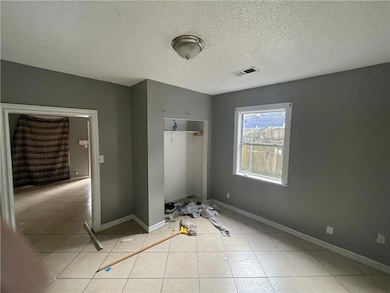 2413 S Derbigny St, New Orleans, LA 70125 - photo 4