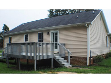 2546 Foxfire Ln, Burlington, NC 27217 - photo 6