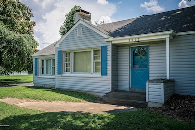 9902 Fairmount Rd-07