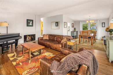 810 Walnut St, Edmonds, WA 98020 - photo 3