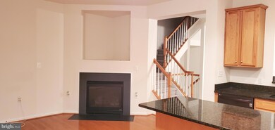 2762 Wakewater Way, Woodbridge, VA 22191 - photo 5