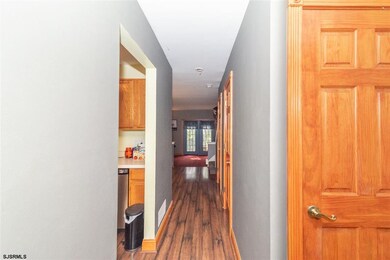 1514 Hamilton Ct unit 214, Mays Landing, NJ 08330 - photo 3