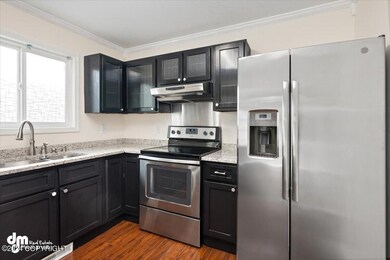 17-Dining-Kitchen_SLS_-5246