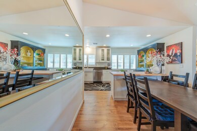 008_Dining Area