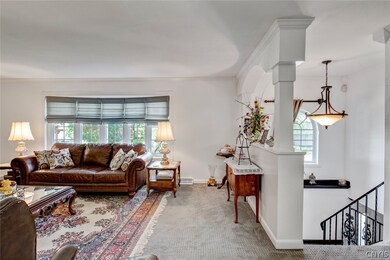 Main floor (2nd floor) Open concept with spacious