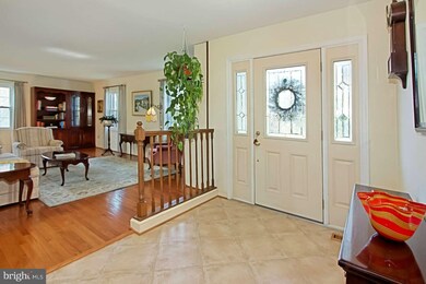 6215 Wilmington Dr, Burke, VA 22015 - photo 4