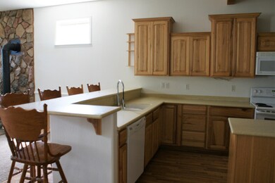 Kitchen bar