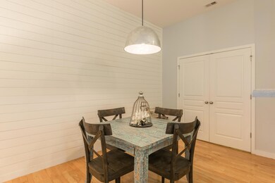 1609_Long_St_06