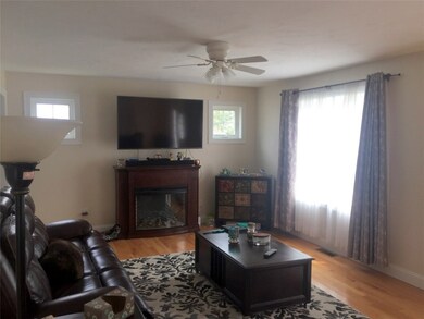 64 Carleton St, Attleboro, MA 02703 - photo 7