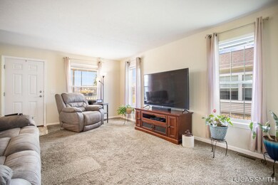 30-web-or-mls-2515-e-scenic-turn-ln