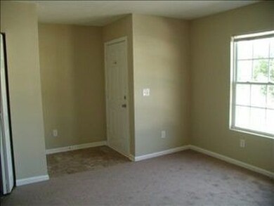 400 Riverside Cottage Ln unit 8, Pendleton, SC 29670 - photo 2