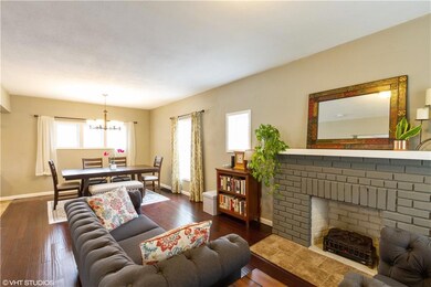 2616 35th St, Des Moines, IA 50310 - photo 6