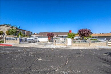 14409 Cactus Dr, Victorville, CA 92395 - photo 2