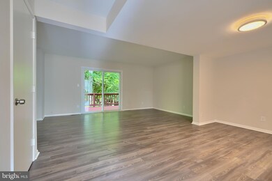 9264 Bellbeck Rd, Parkville, MD 21234 - photo 2