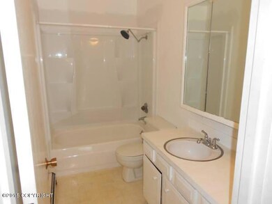 5005 bathroom 2