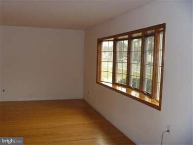 200 Swedes Run Dr, Delran, NJ 08075 - photo 5