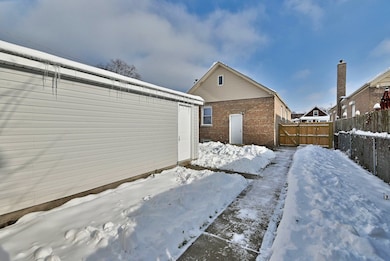 11204 S Emerald Ave, Chicago, IL 60628 - photo 5