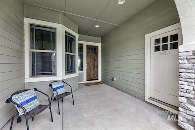 10202 W Twisted Vine Dr, Star, ID 83669 - photo 4