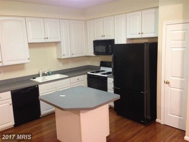 21339 Bunyan Cir, Germantown, MD 20876 - photo 2