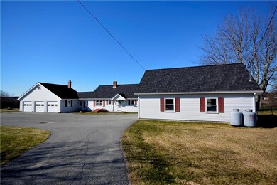 Entry to crescent shaped driveway...