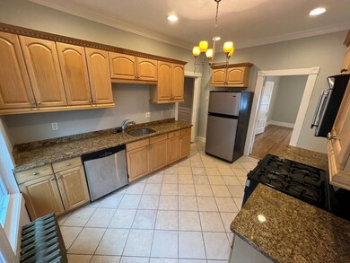 9 Abbotsford St unit 2, Dorchester, MA 02121 - photo 3