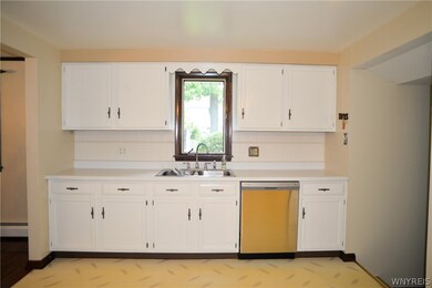 428 Fairmont Ave, North Tonawanda, NY 14120 - photo 4