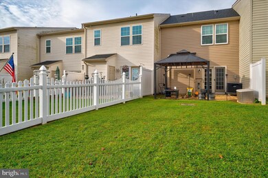 38 Mississippi Point, Falling Waters, WV 25419 - photo 3