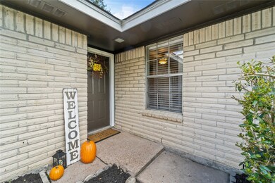 938 Forestburg Dr, Houston, TX 77038 - photo 4