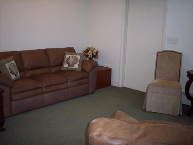 121 Wood St, Bristol, RI 02809 - photo 3