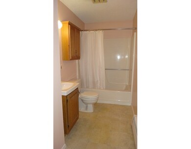 62 Primrose Hill Rd unit 2nd Flr, Dracut, MA 01826 - photo 5
