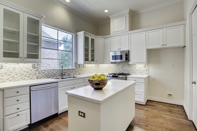 1404 Moritz Dr, Houston, TX 77055 - photo 6