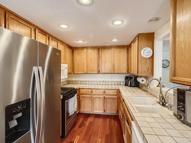 688 Summer View Cir, Encinitas, CA 92024 - photo 7