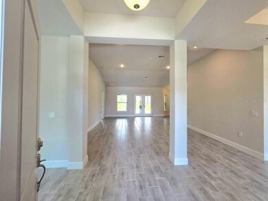 Entry/Foyer