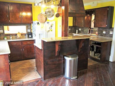 356 Puffenburger Ln, Hedgesville, WV 25427 - photo 6