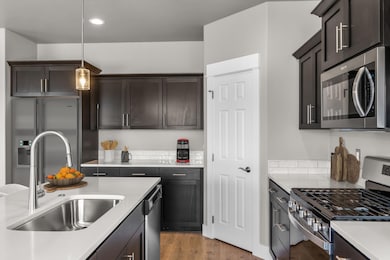 20611 Kira Dr unit 385, Bend, OR 97702 - photo 4