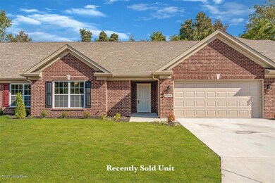 5902 Shepherd Crossing Dr, Louisville, KY 40219 - photo 2