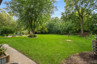 351 Woodland Hills Rd, Batavia, IL 60510 - photo 2