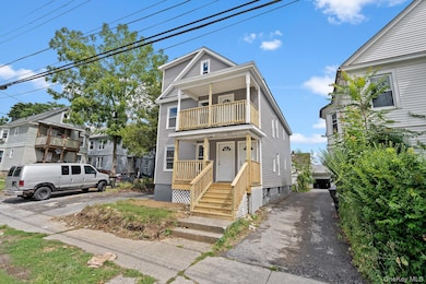 21 Lent St, Poughkeepsie, NY 12601 - photo 2