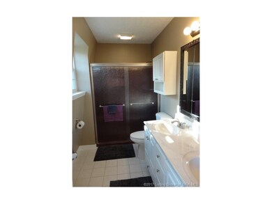 532 Drawbrook Cir, New Albany, IN 47150 - photo 3