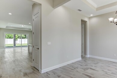 7 - 95025 Palm Pointe Drive North