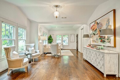 1643 Arlington St, Houston, TX 77008 - photo 3