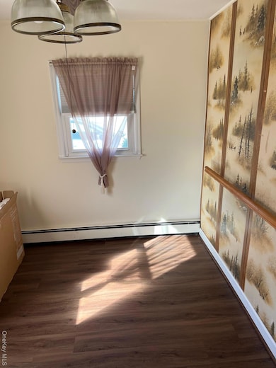 94 Sugar Maple Rd, Levittown, NY 11756 - photo 4