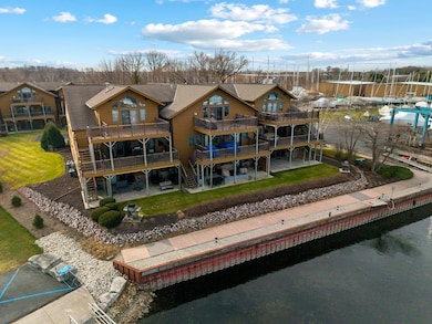 740 Quarterdeck Ln unit 1101, Sturgeon Bay, WI 54235 - photo 2