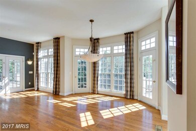 3520 Saint Augustine Ln, Oakton, VA 22124 - photo 6