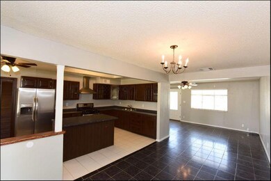 211 Isabel Way, Socorro, TX 79927 - photo 3